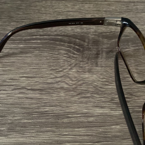 Gucci Eyeglasses - Picture 8 of 12